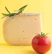 Сир твердий з козиного молока "Гауда" молодий, ваговий