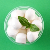 Сир м'який "Моцарелла-міні", ваговий